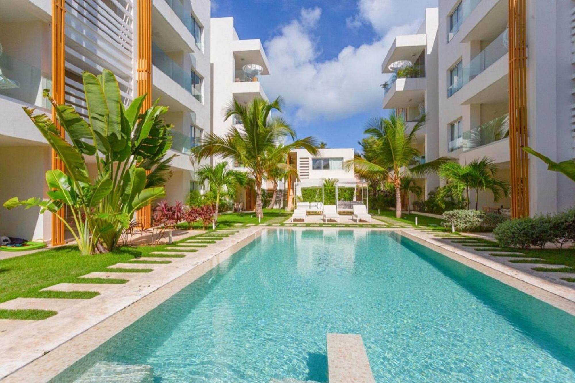 Garden Ground Floor Condo, D1 Apartment